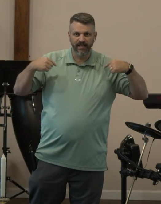 Pastor Darren Preaching